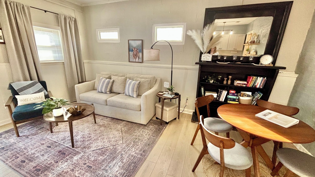 Photo of Bedroom in East Lawrence