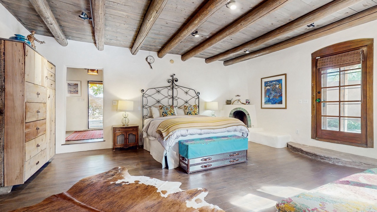 Photo of Bedroom in Taos