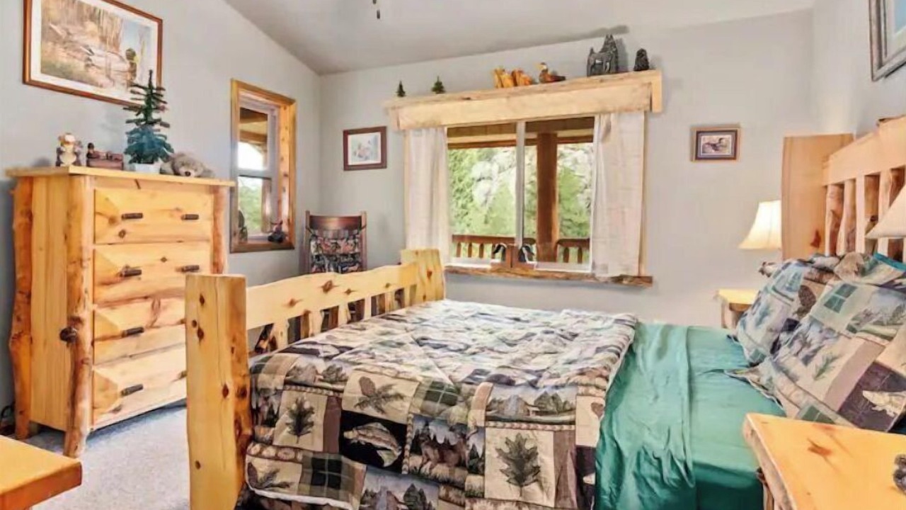 Photo of Bedroom in Estes Park