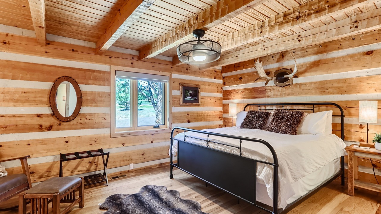 Photo of Bedroom in Estes Park