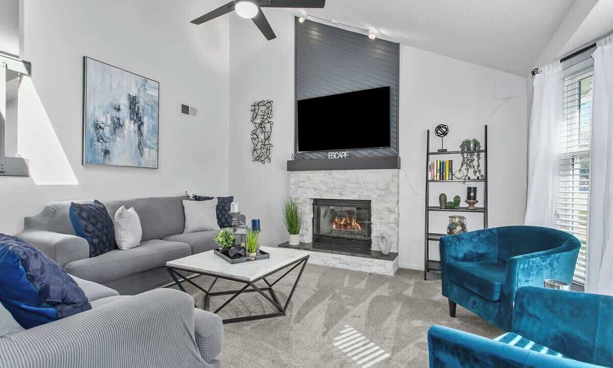 Photo of Livingroom in Olathe