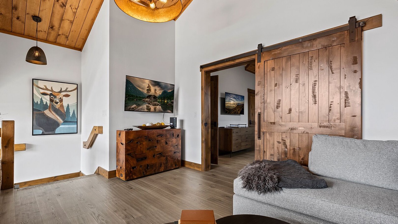 Photo of Livingroom in Estes Park