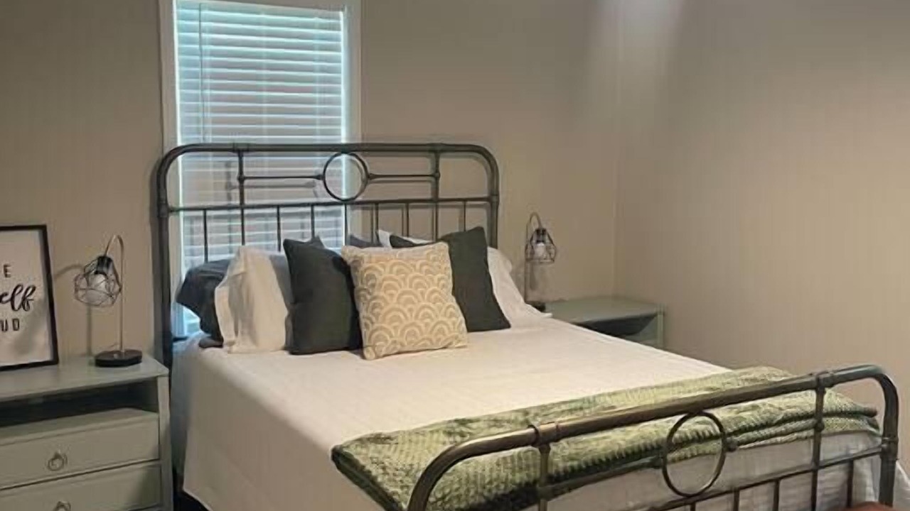 Photo of Bedroom in Hamilton