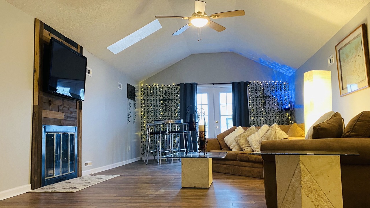 Photo of Livingroom in Grain Valley