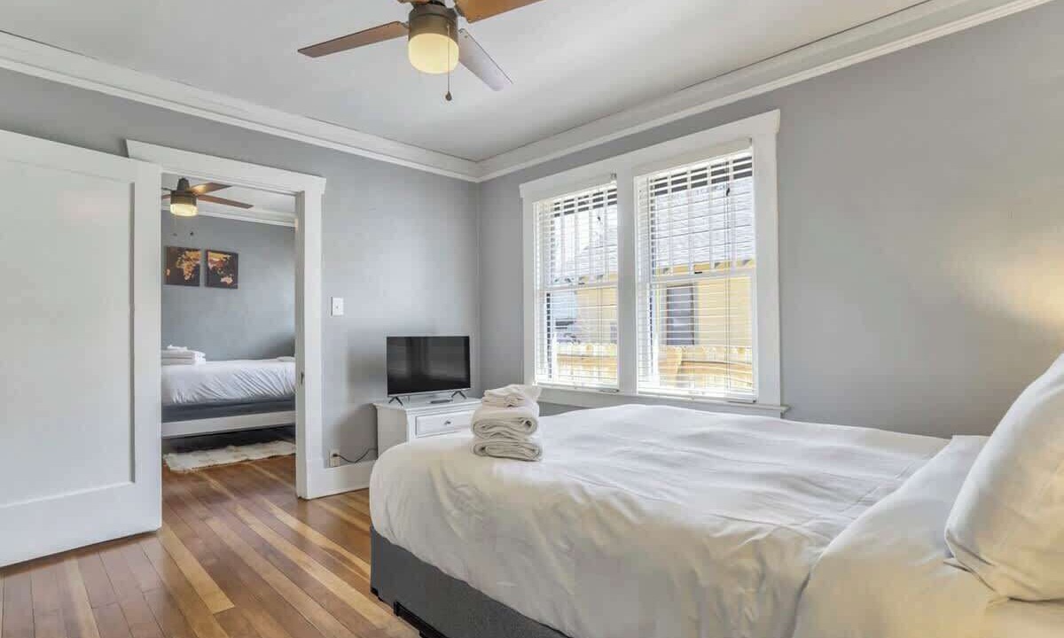 Photo of Bedroom in Old North End