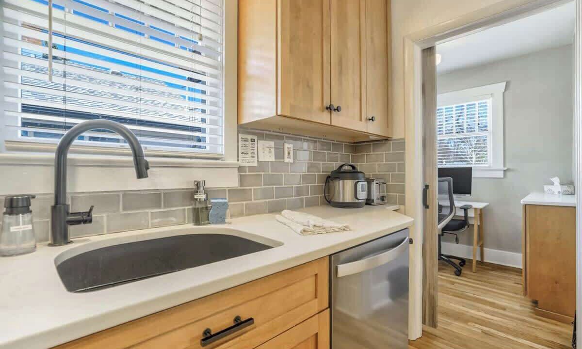 Photo of Kitchen in Old North End