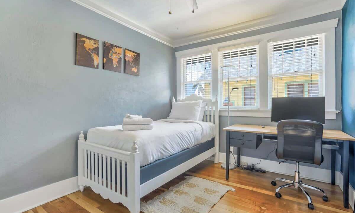 Photo of Bedroom in Old North End