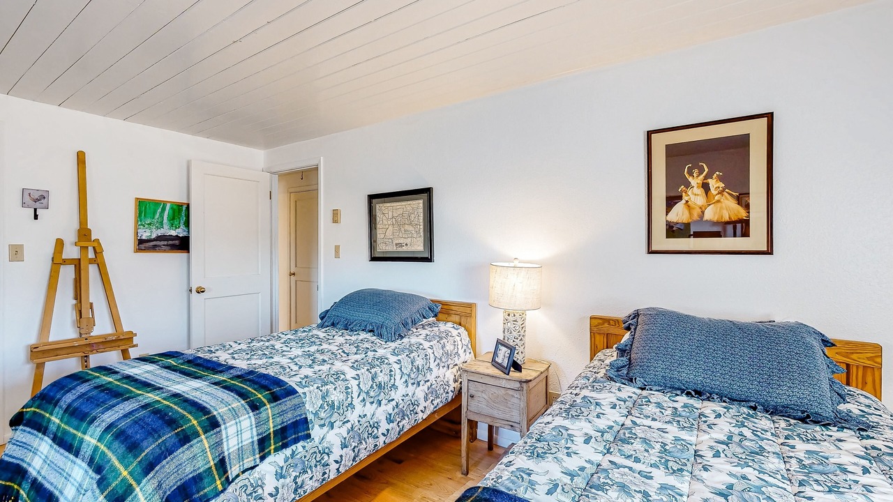 Photo of Bedroom in Marvel
