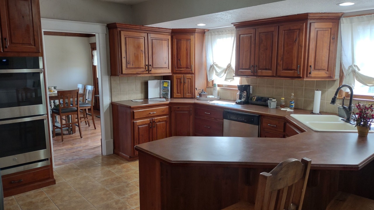 Photo of Kitchen in Pauline