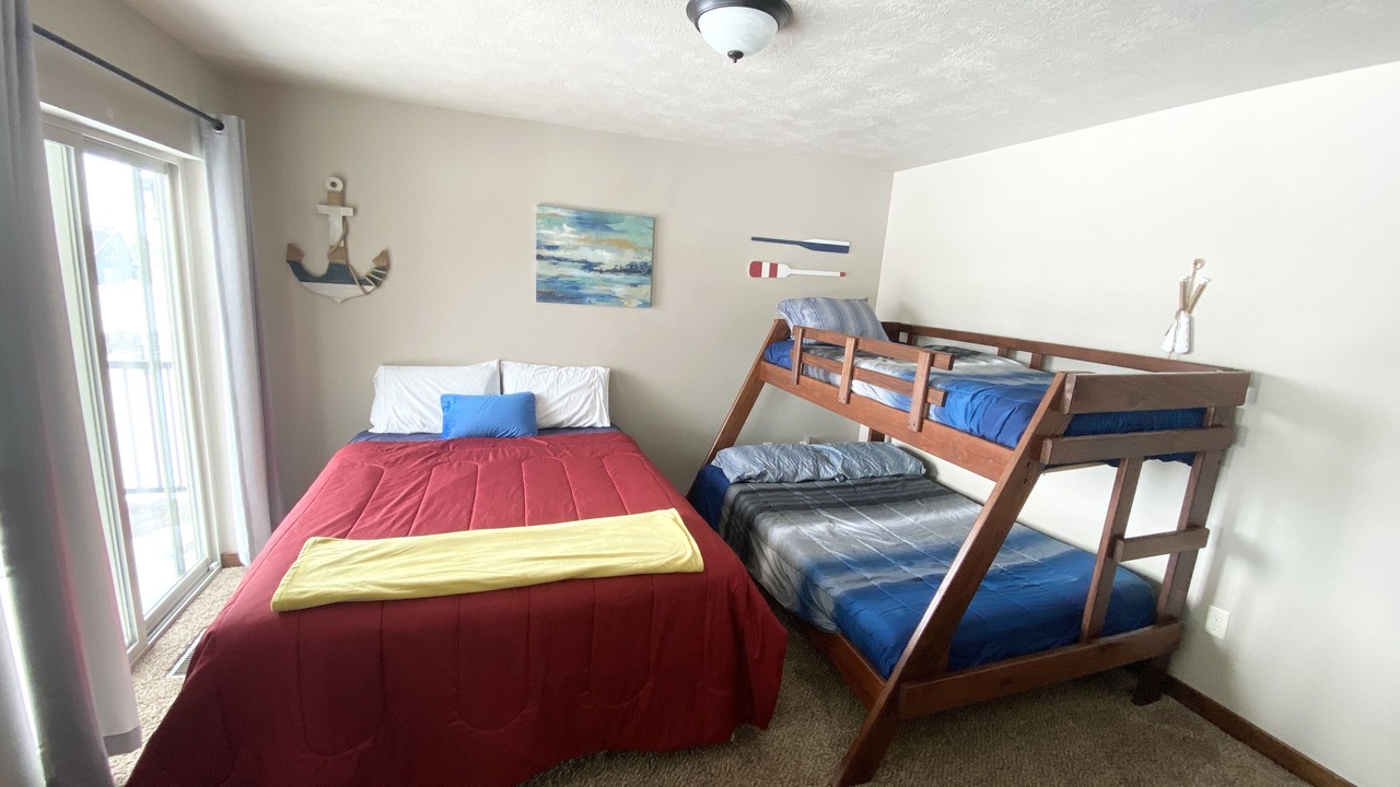 Photo of Bedroom in Arnolds Park