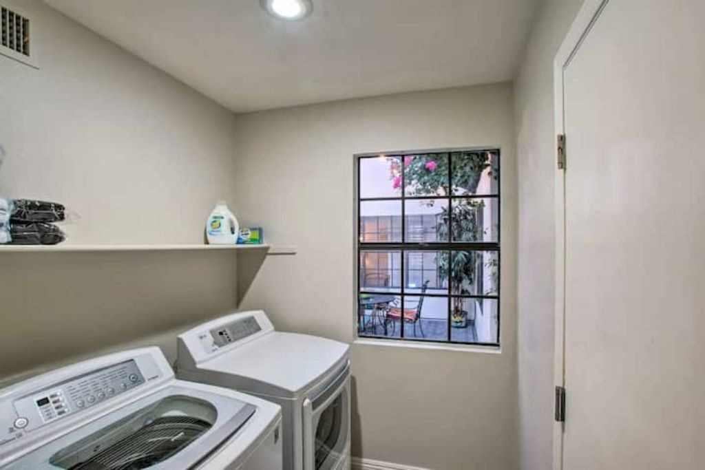 Photo of Bedroom in Paradise Valley Village