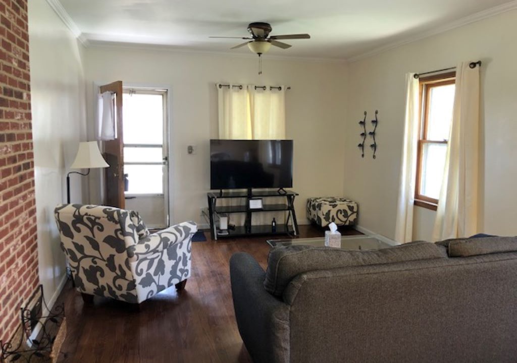 Photo of Livingroom in Southeast Omaha