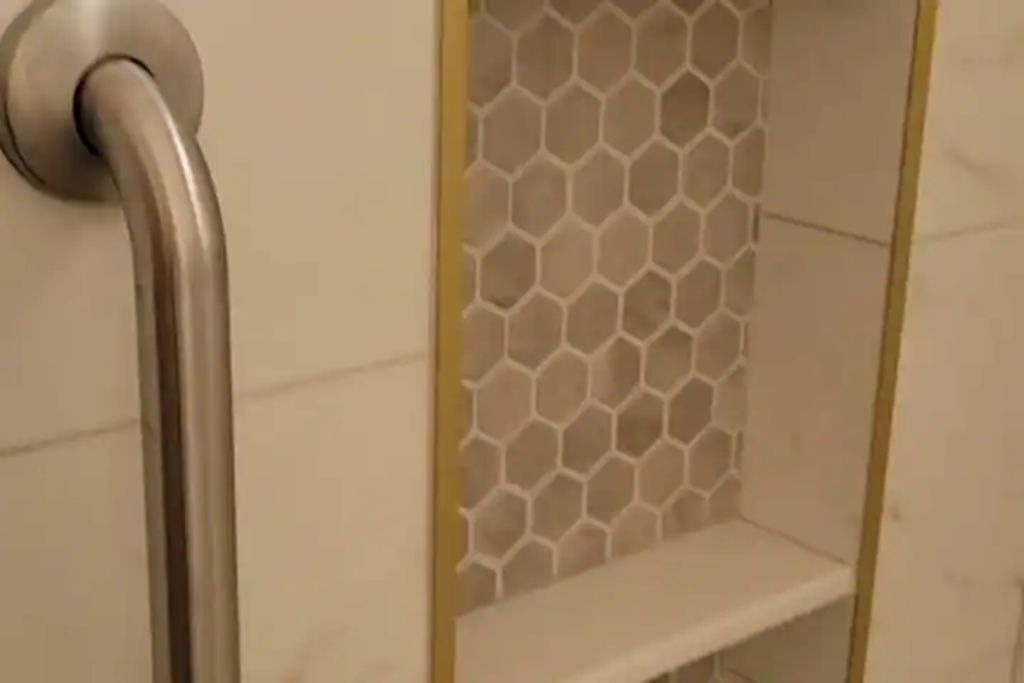 Photo of Bathroom in Lincoln
