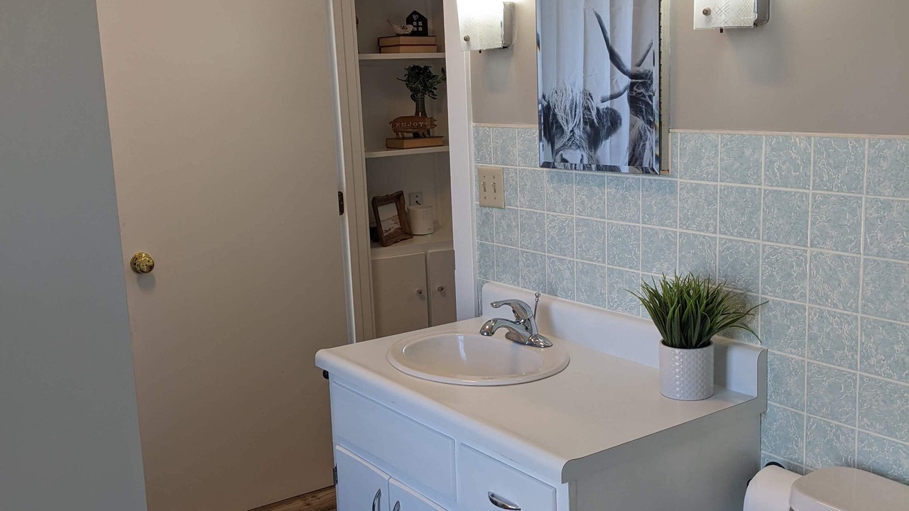 Photo of Bathroom in Cummings