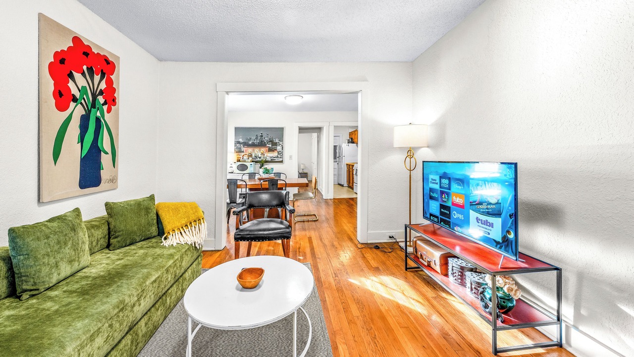 Photo of Livingroom in Southmoreland