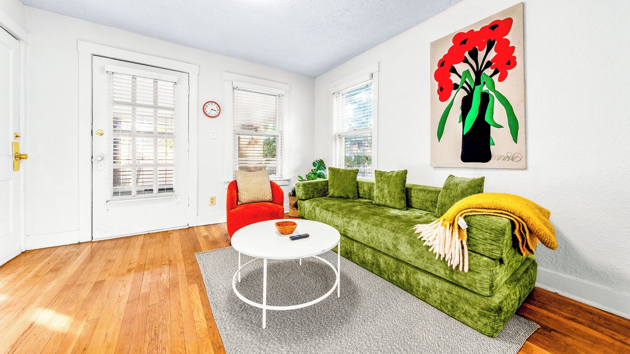 Photo of Livingroom in Southmoreland