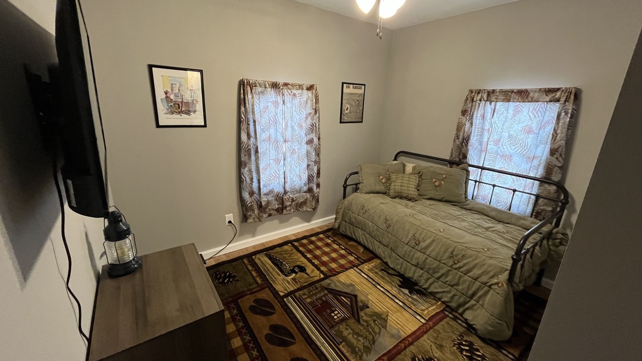Photo of Bedroom in Republic County