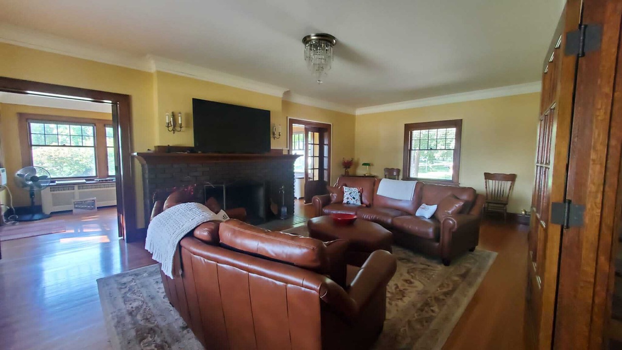 Photo of Livingroom in Storm Lake