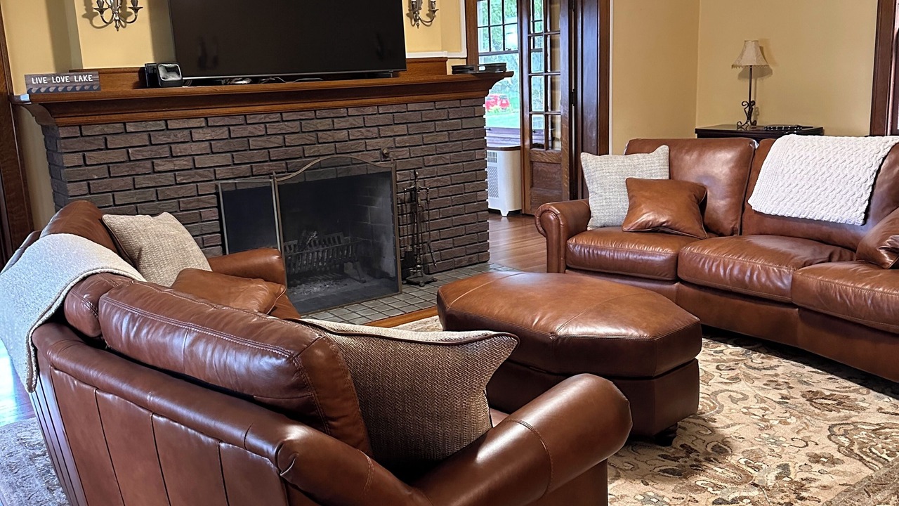 Photo of Livingroom in Storm Lake