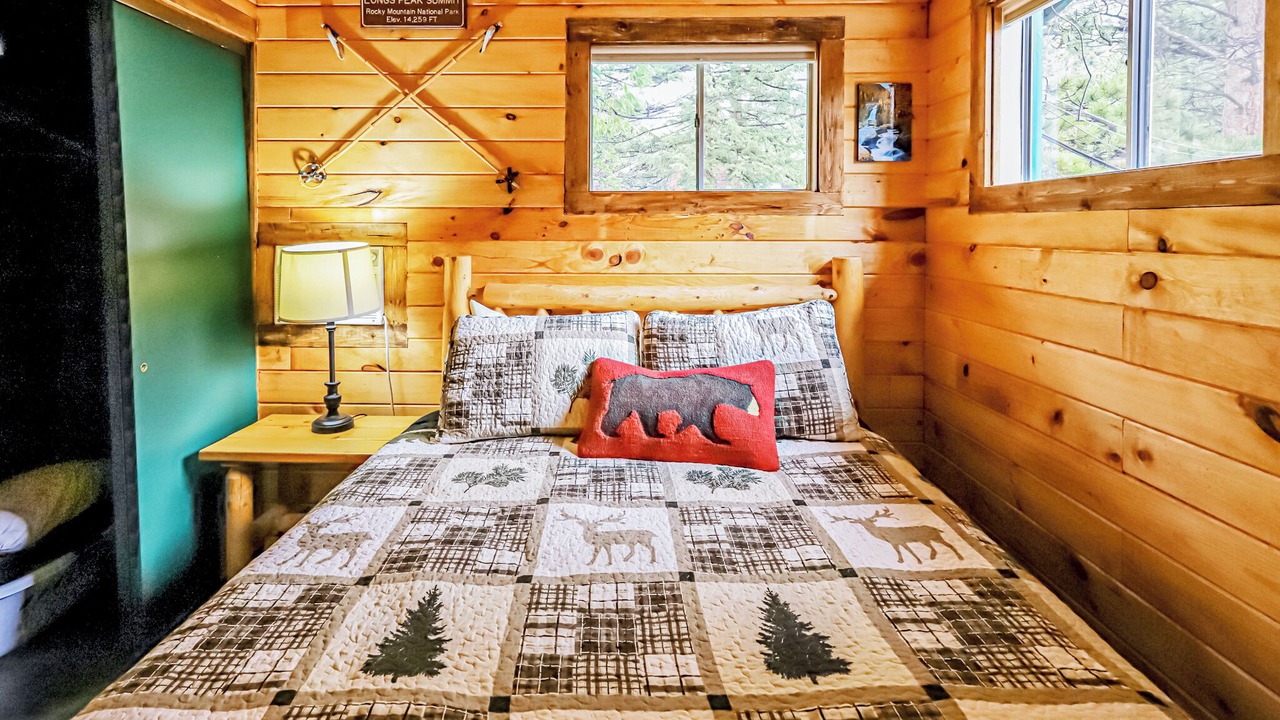 Photo of Bedroom in Estes Park