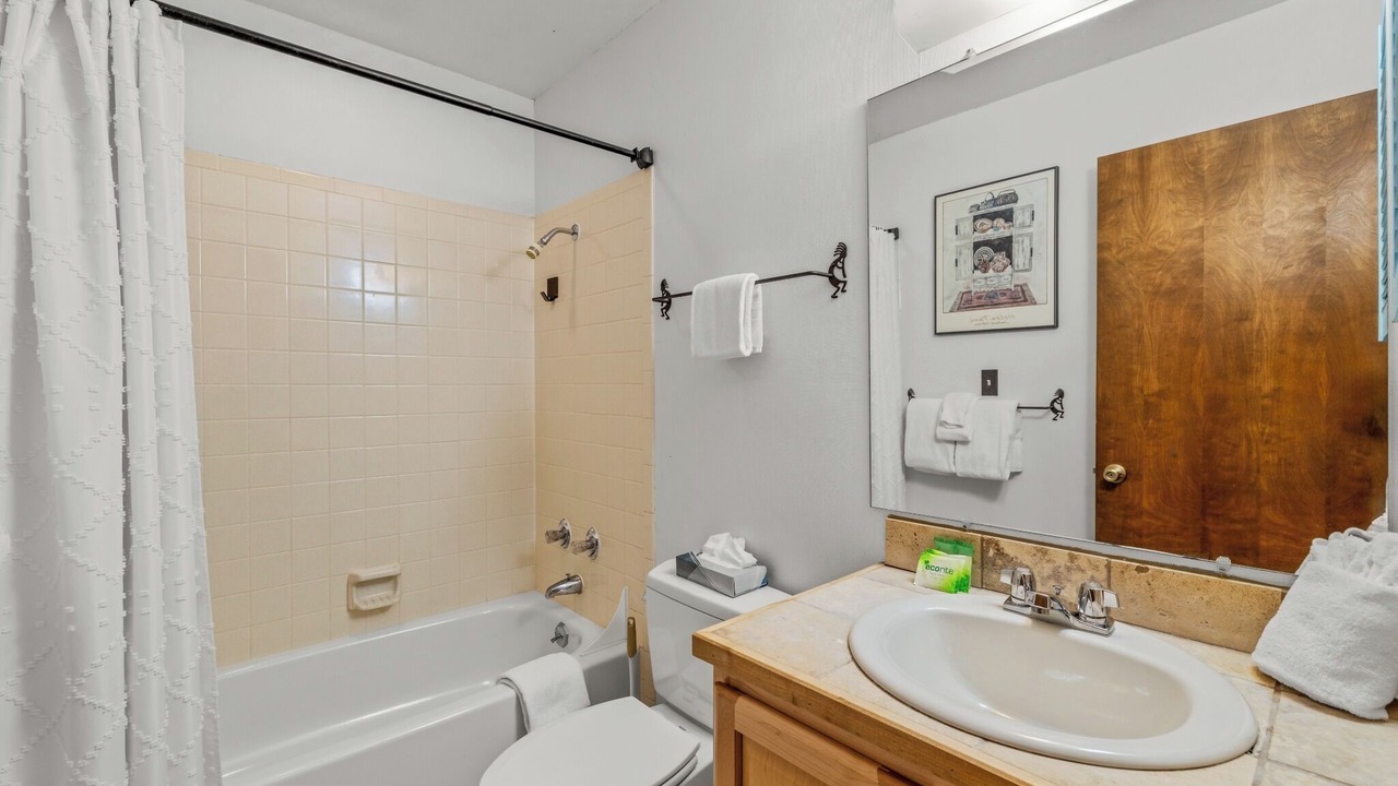 Photo of Bathroom in Clark