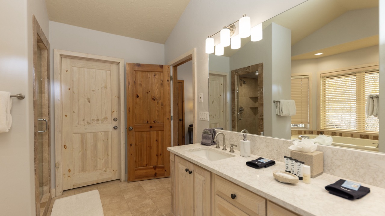 Photo of Bathroom in Sunbeam Estates