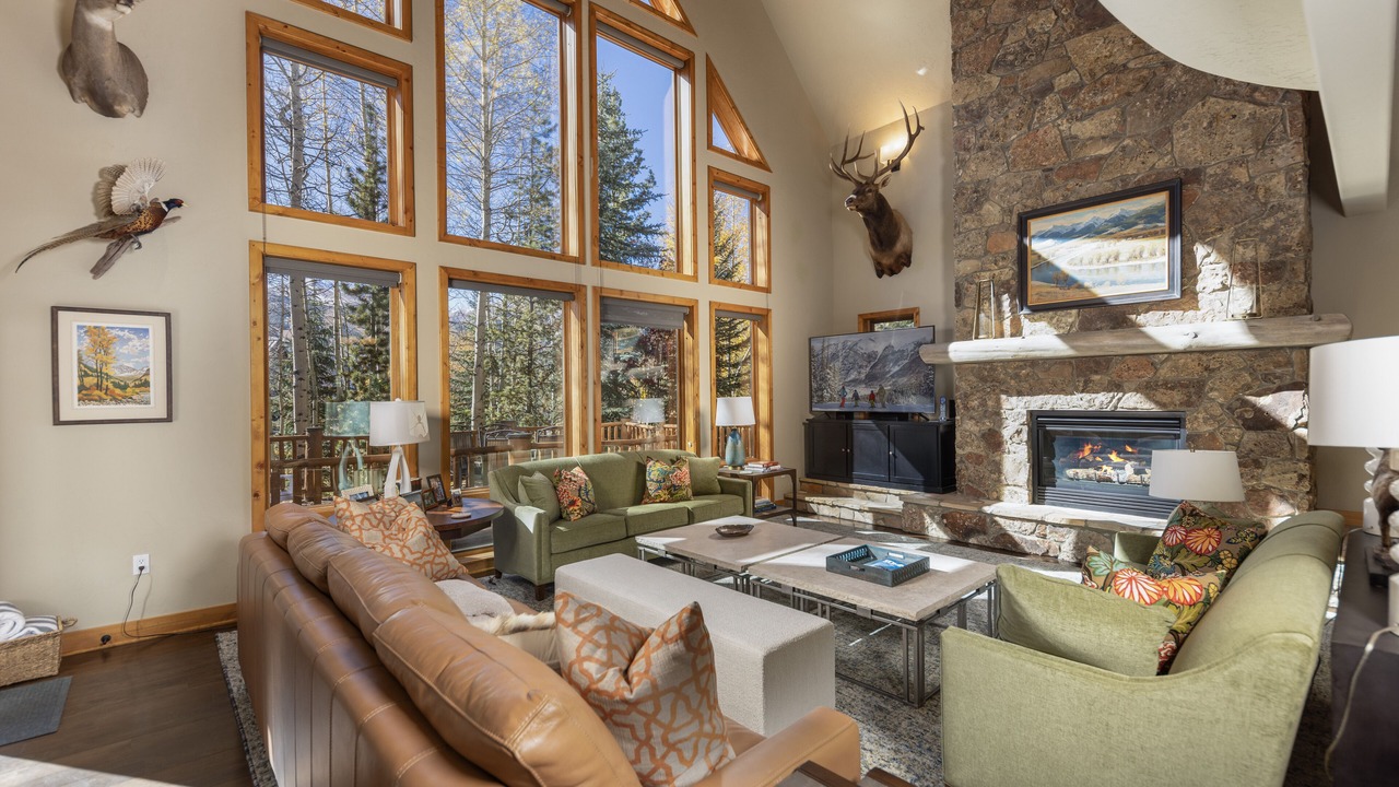 Photo of Livingroom in Sunbeam Estates