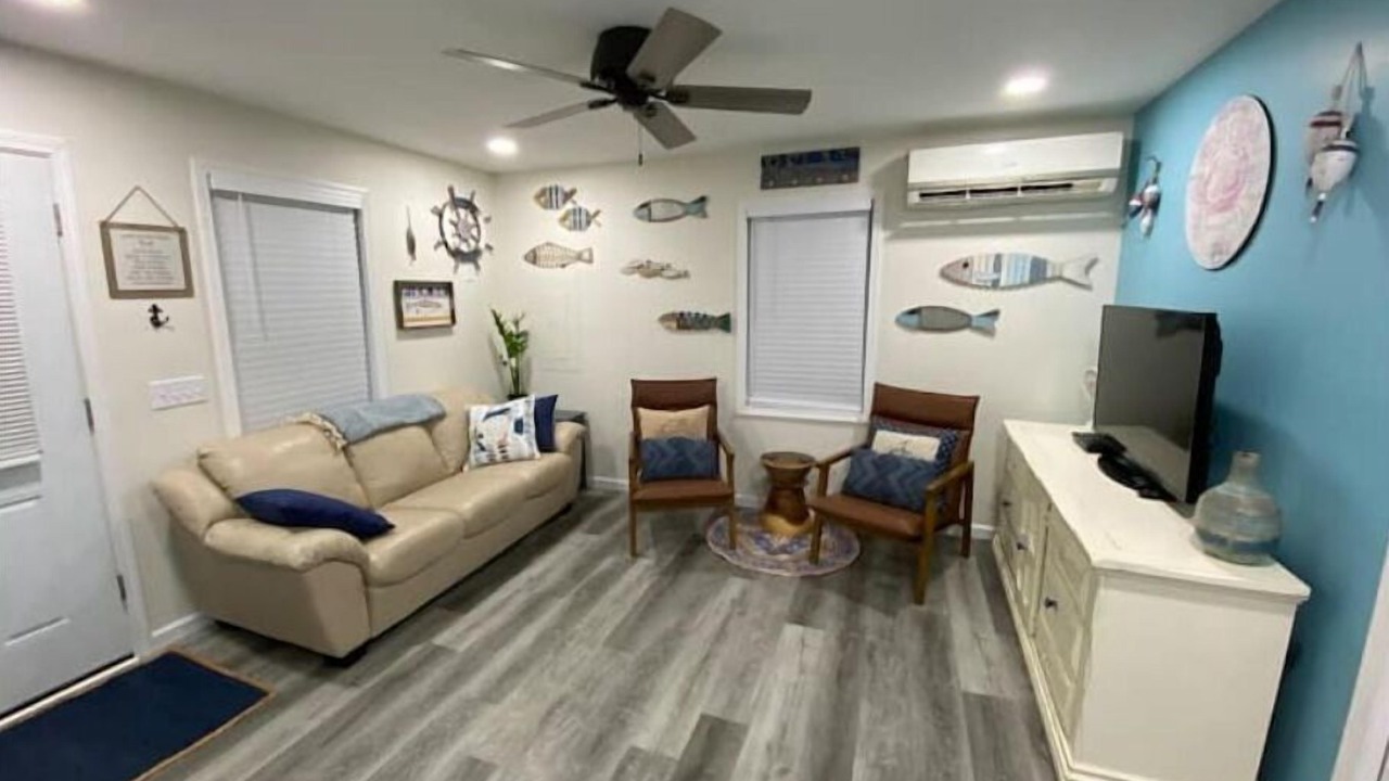 Photo of Livingroom in Linn Valley