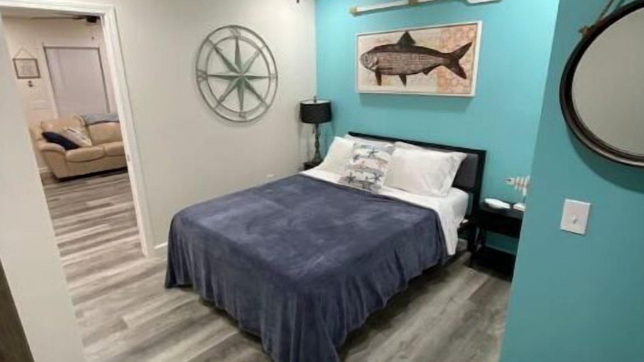 Photo of Bedroom in Linn Valley