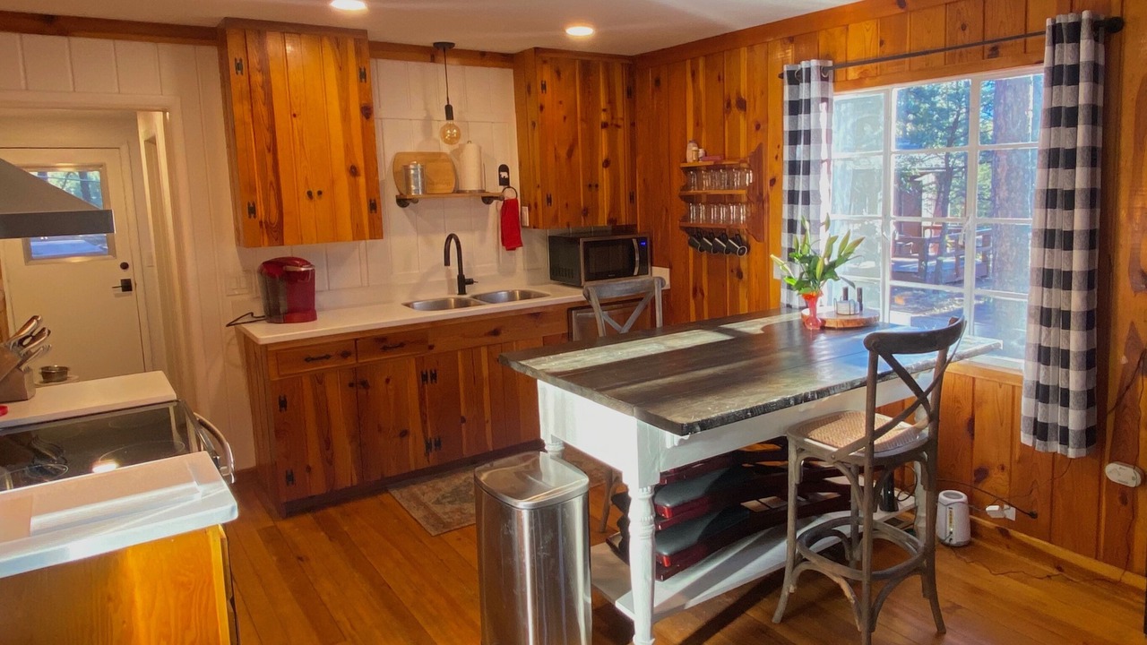 Photo of Kitchen in Pine