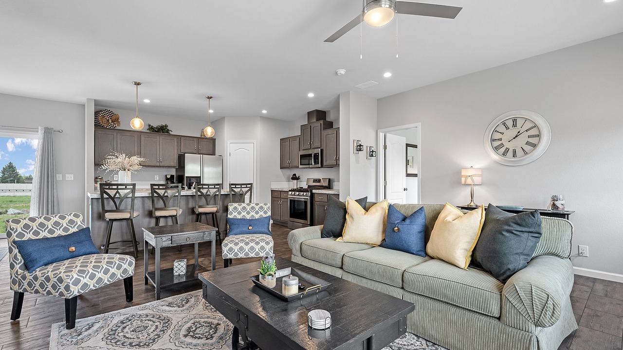 Photo of Livingroom in Centennial