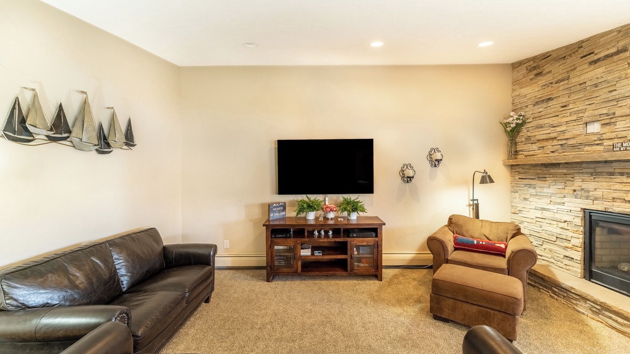 Photo of Livingroom in Dillon
