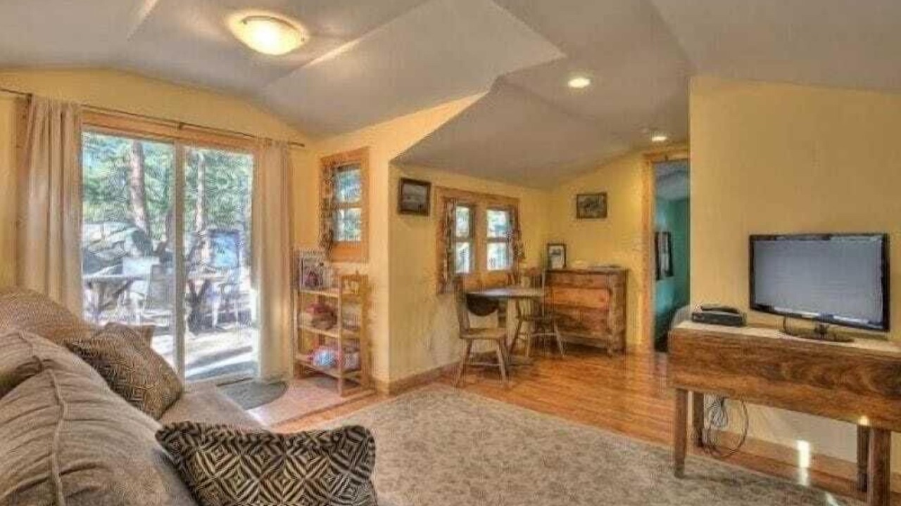 Photo of Livingroom in Estes Park