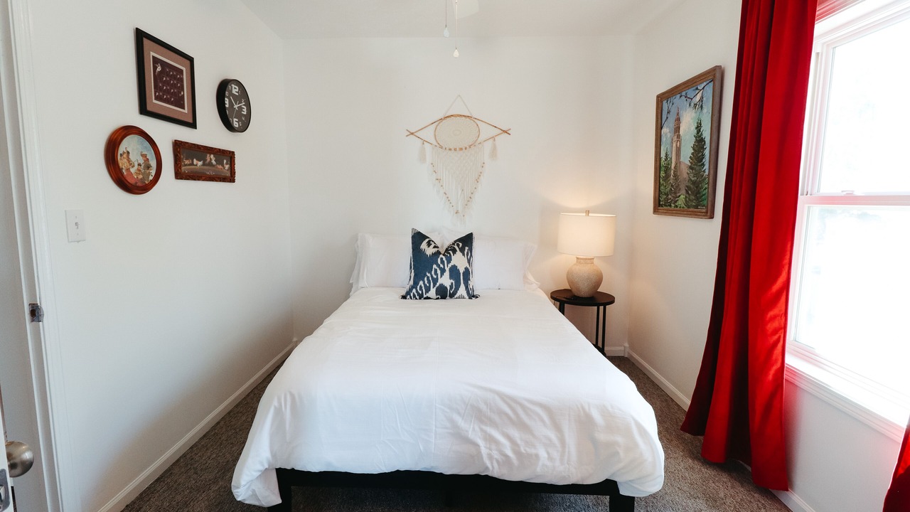 Photo of Bedroom in South Central Omaha