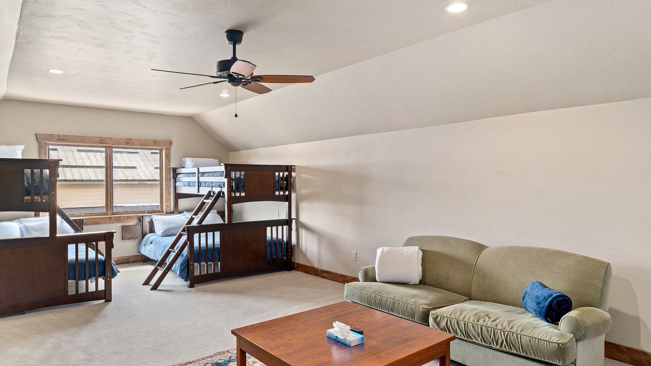 Photo of Livingroom in Steamboat Springs