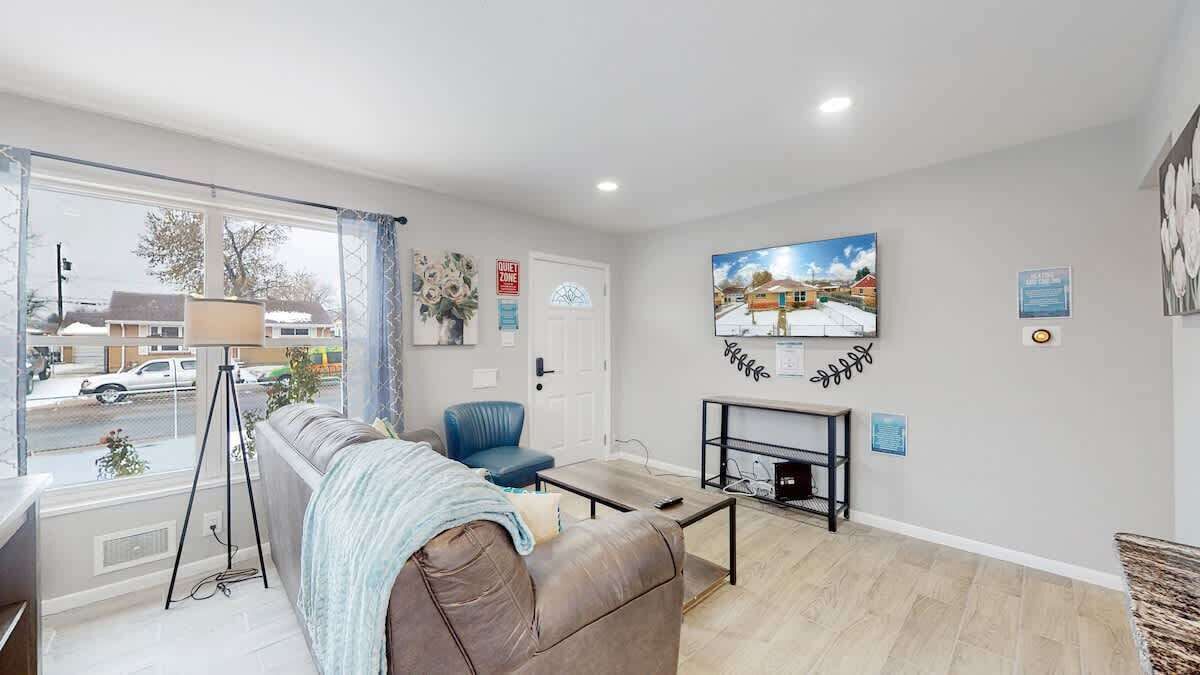 Photo of Livingroom in Twin Lakes
