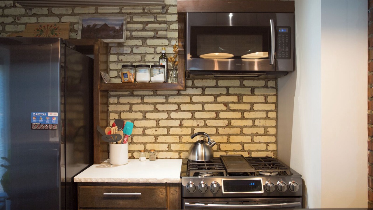 Photo of Kitchen in West Plaza