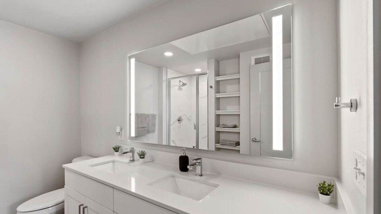 Photo of Bathroom in Dupont