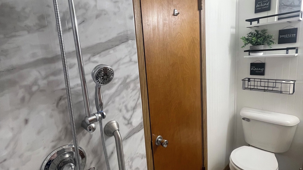 Photo of Bathroom in Russell