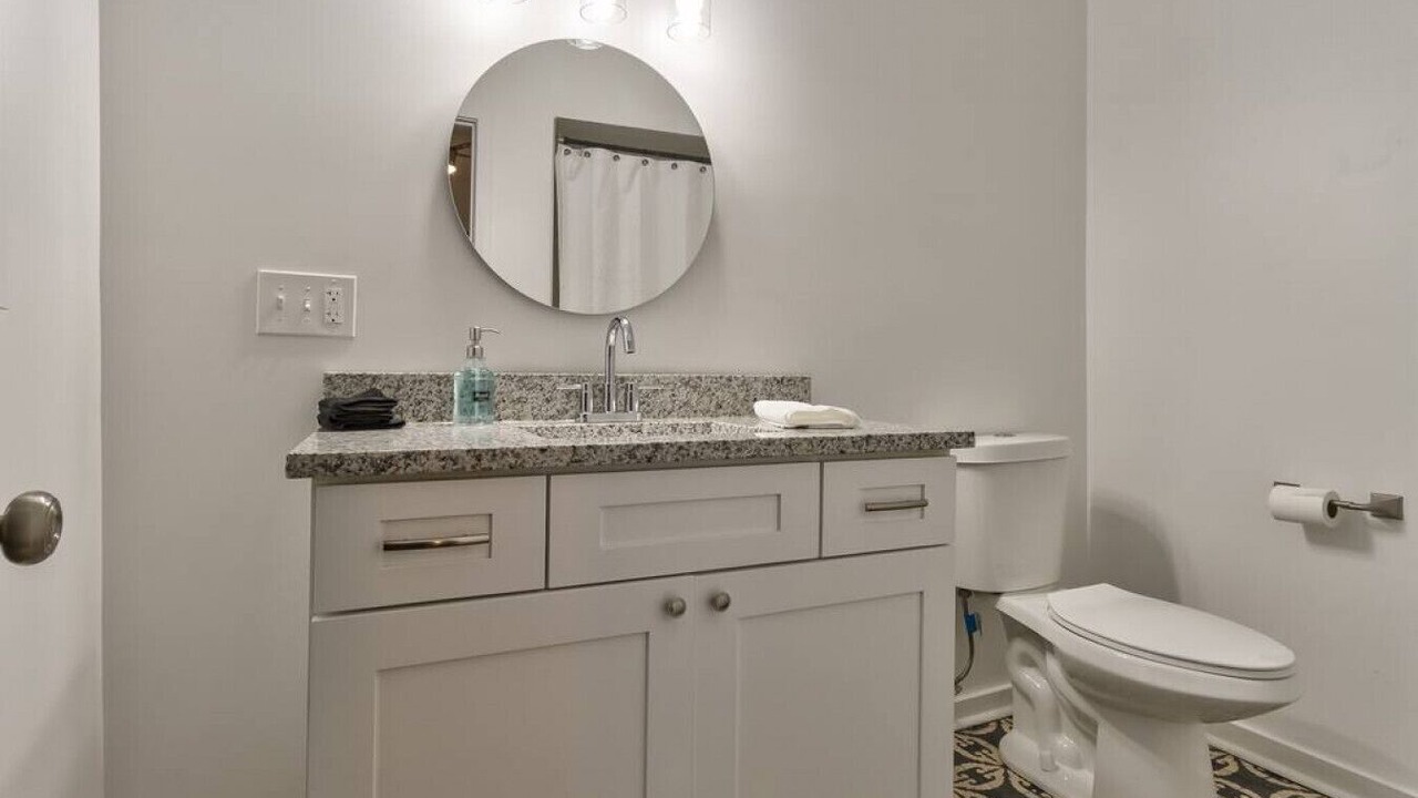 Photo of Bathroom in Southmoreland