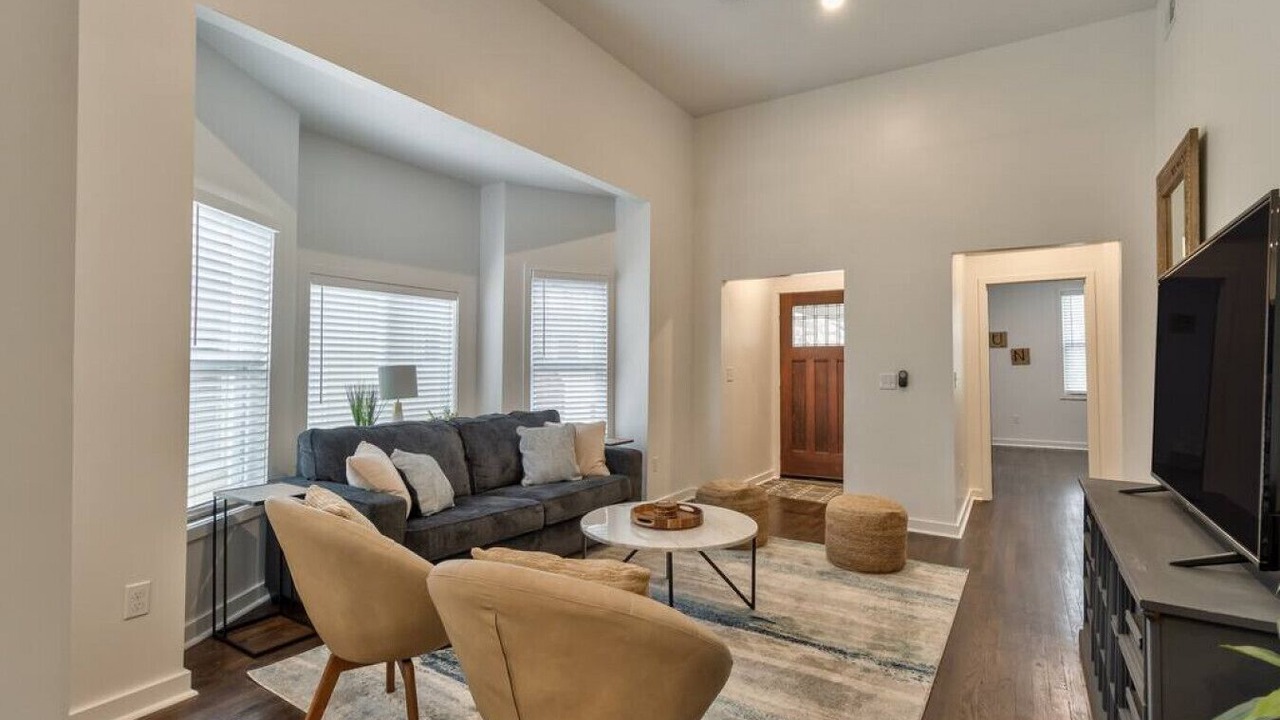 Photo of Livingroom in Southmoreland
