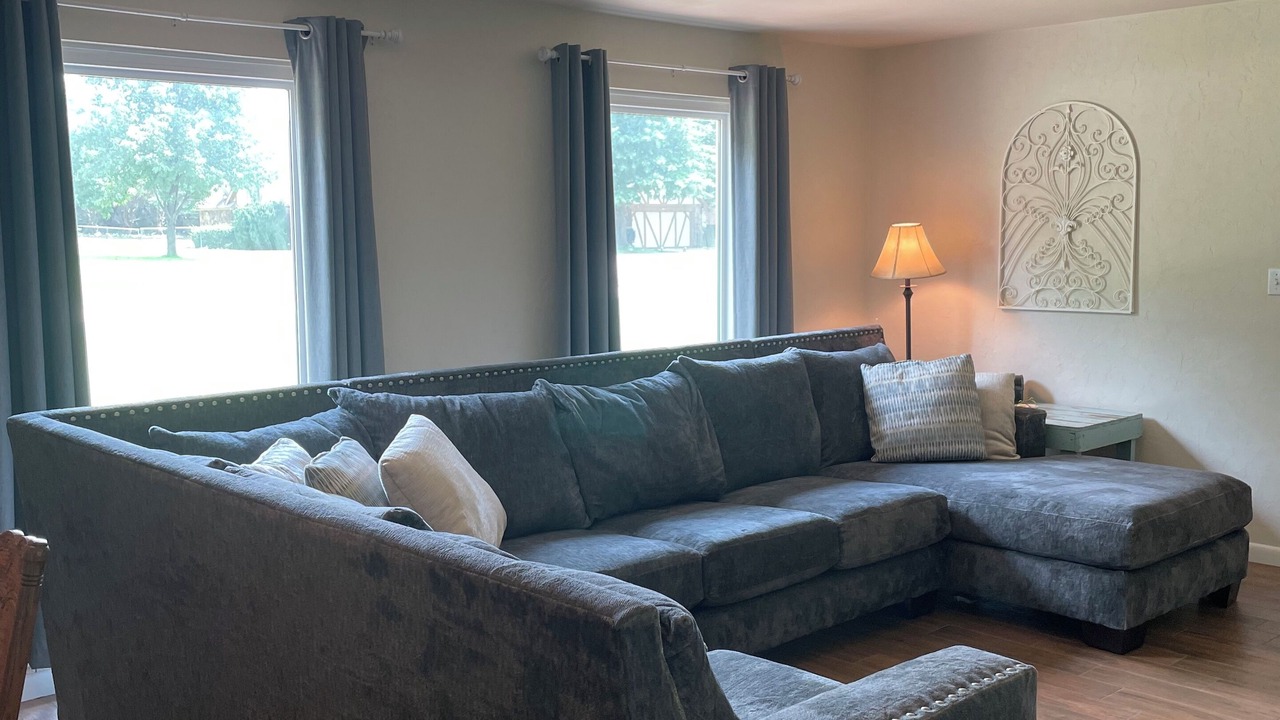 Photo of Livingroom in Ponca City