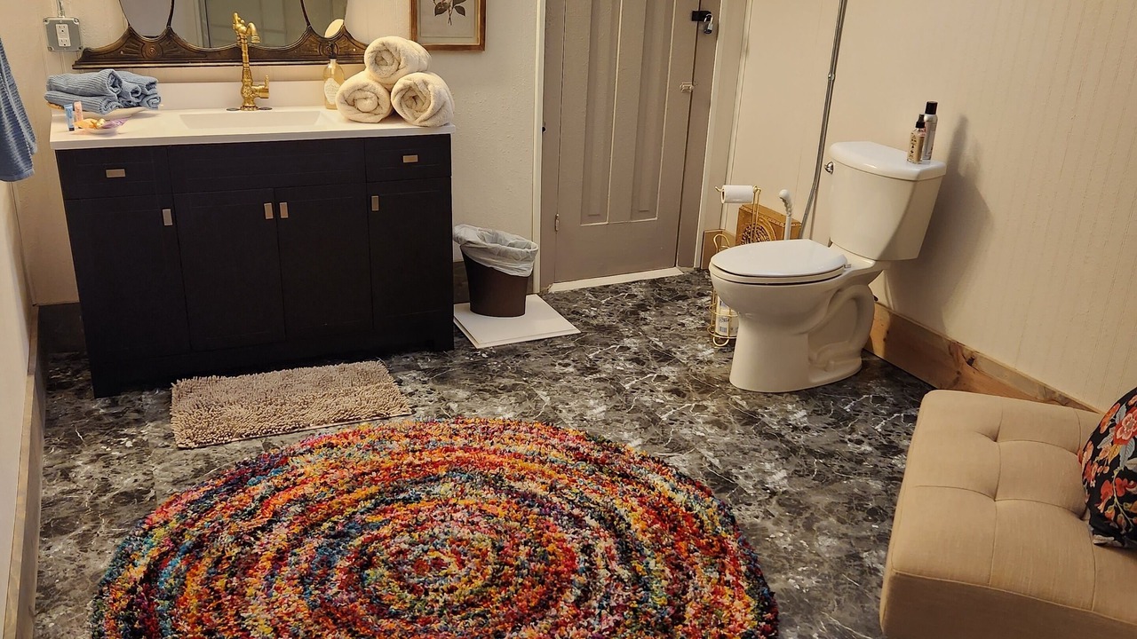 Photo of Bathroom in Lansing