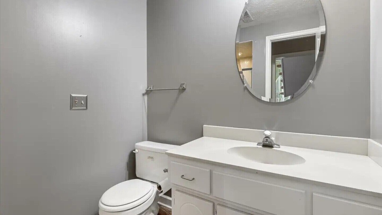 Photo of Bathroom in Leawood Southwest