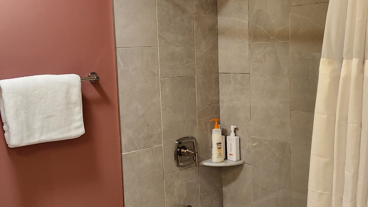 Photo of Bathroom in Leawood Southwest