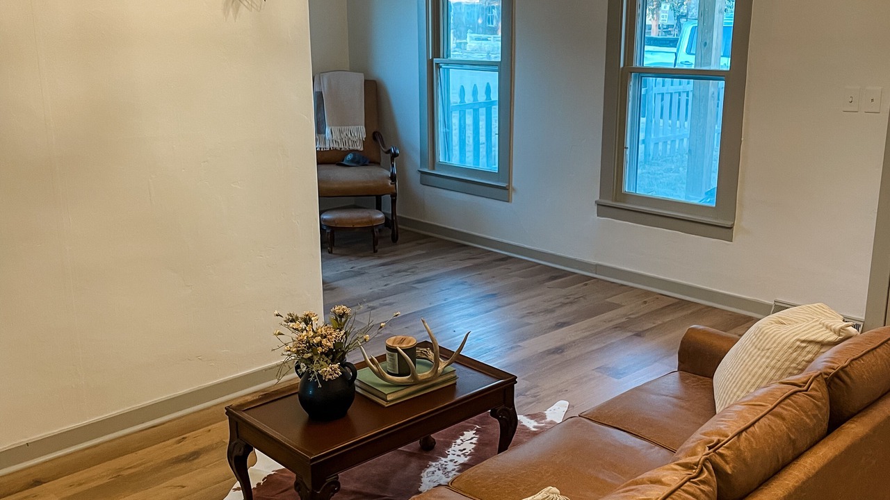 Photo of Livingroom in Russell County