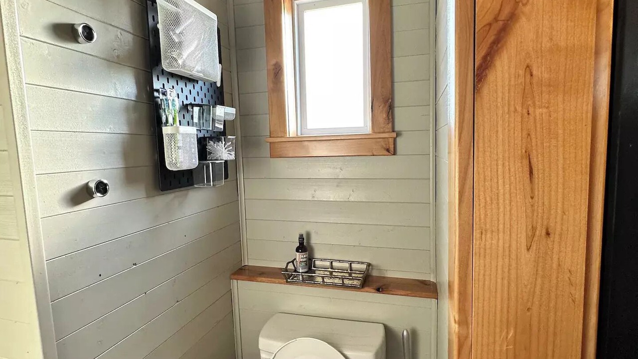 Photo of Bathroom in Rush Center