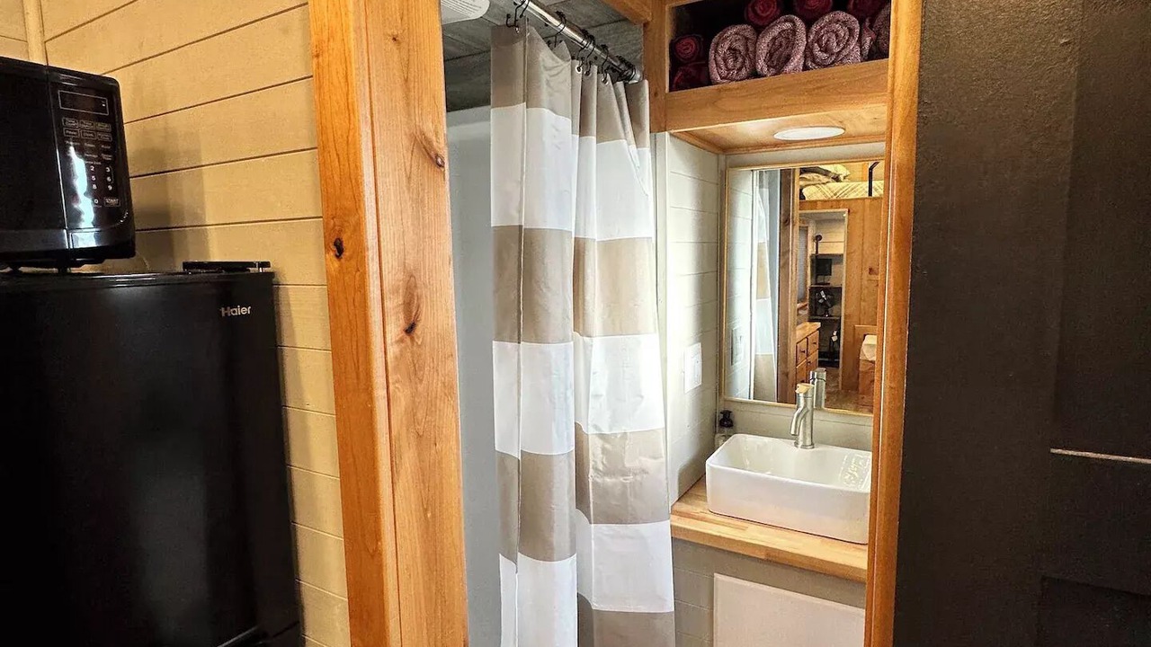 Photo of Bathroom in Rush Center