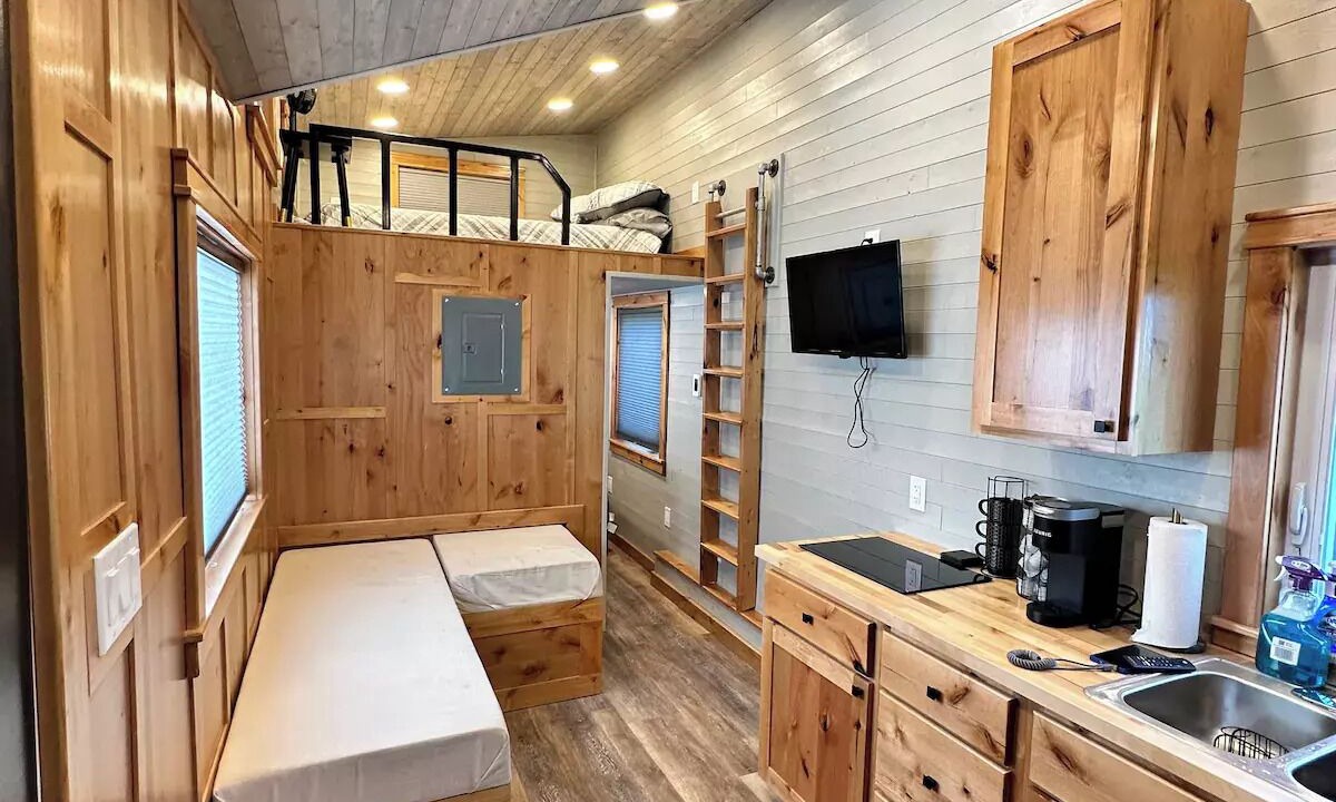 Photo of Bedroom in Rush Center