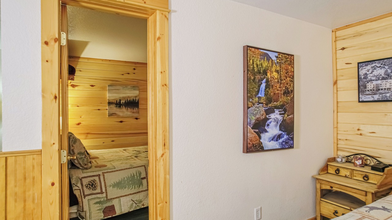 Photo of Bedroom in Estes Park